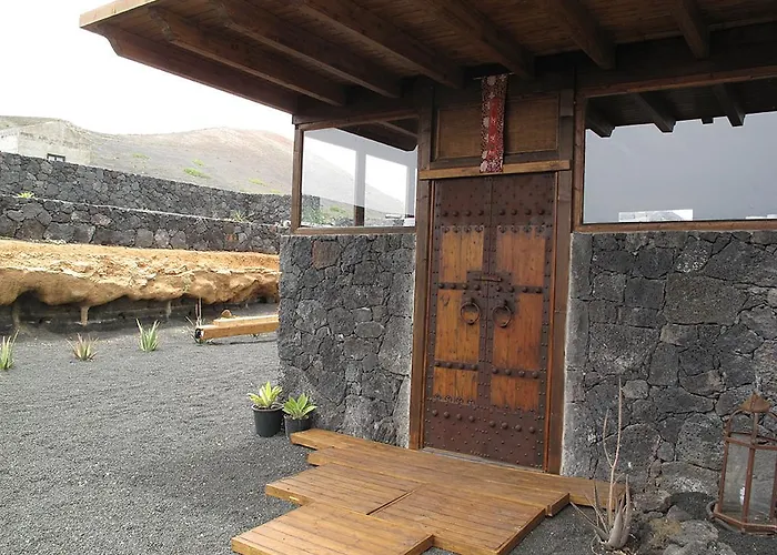 Casa La Geria (Adults Only)